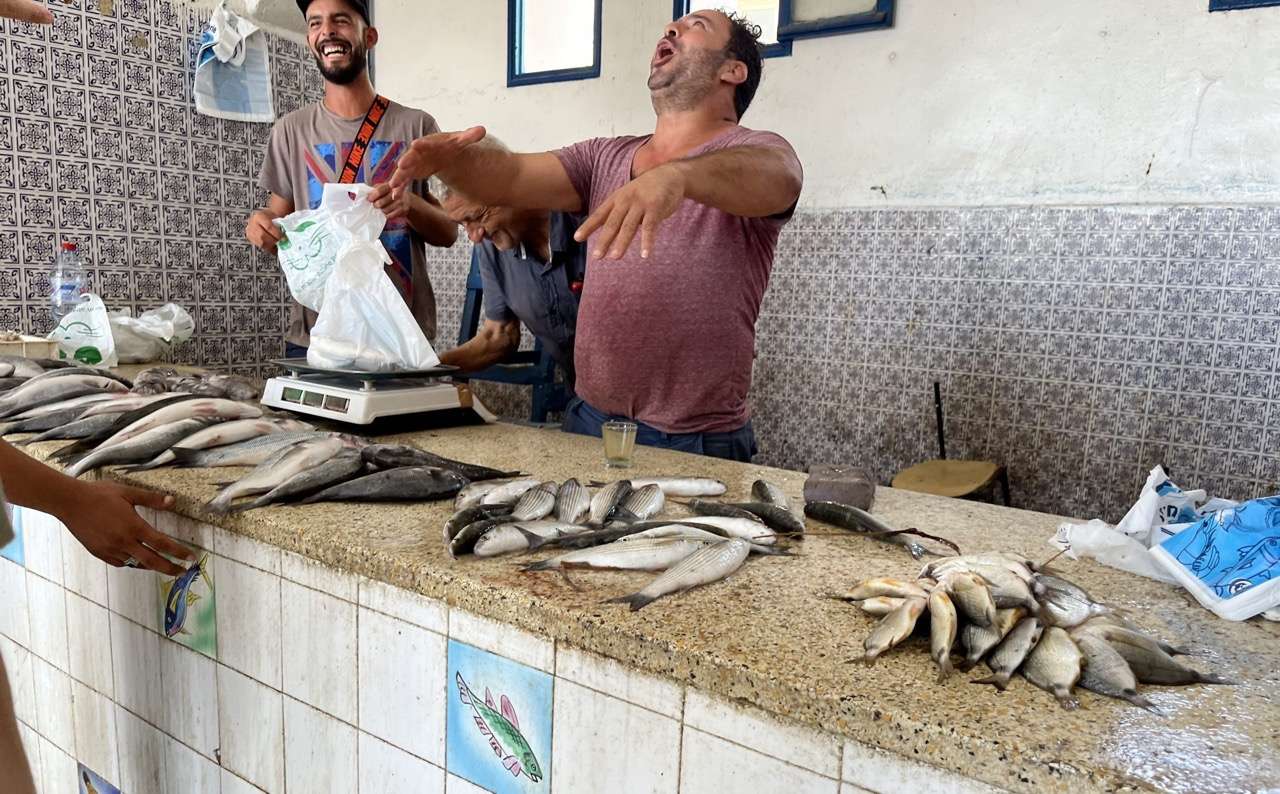 Good salesman sells fish